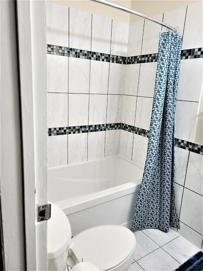 וויניפג Cozy 4 Bedroom Townhouse - Peaceful Feel Of Home