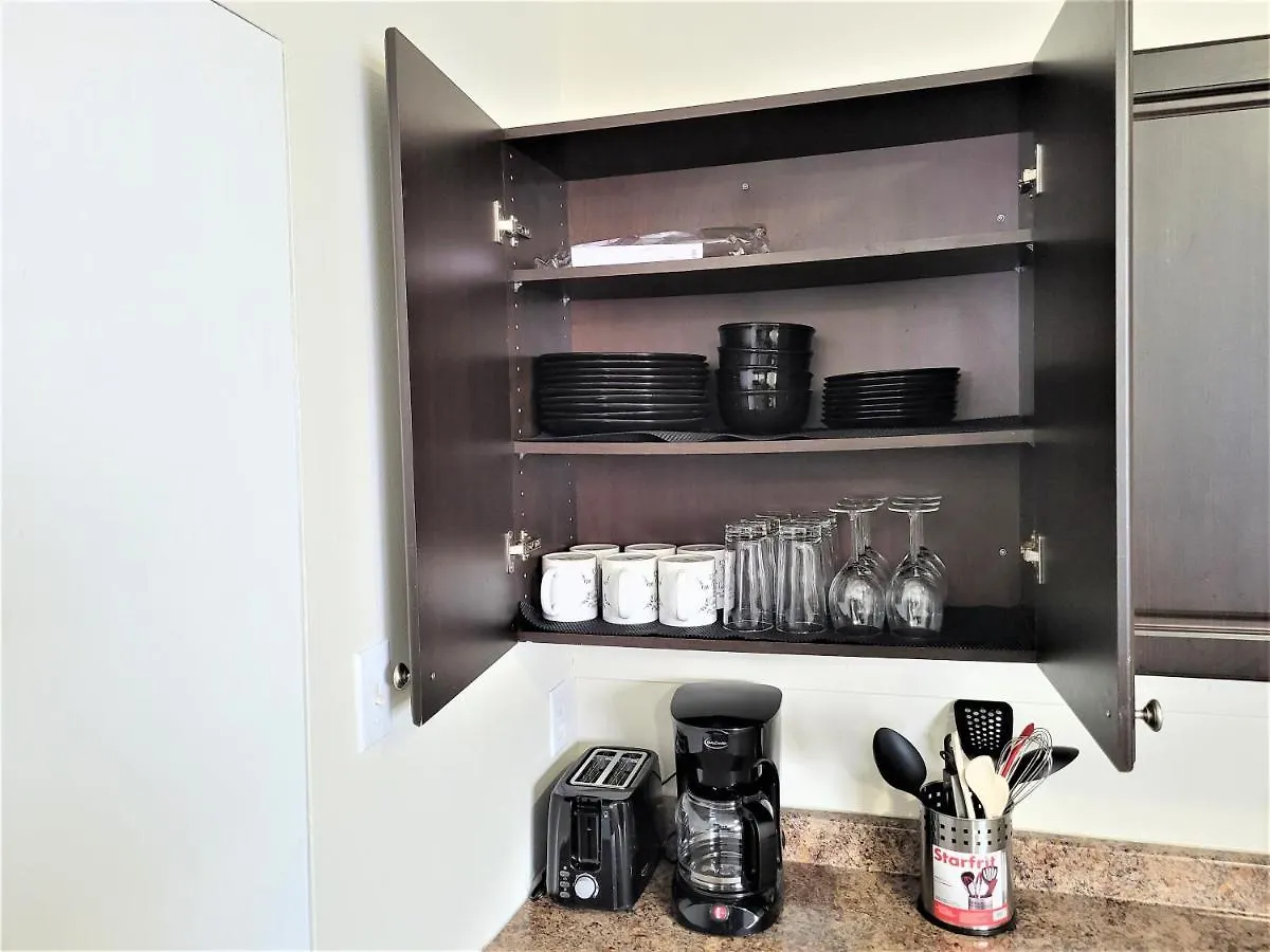 וויניפג Cozy 4 Bedroom Townhouse - Peaceful Feel Of Home דירה